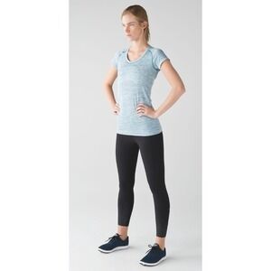Lululemon‎ Women's Swiftly Tech Short Sleeve Scoop Heathered Tofino Teal Sz 8